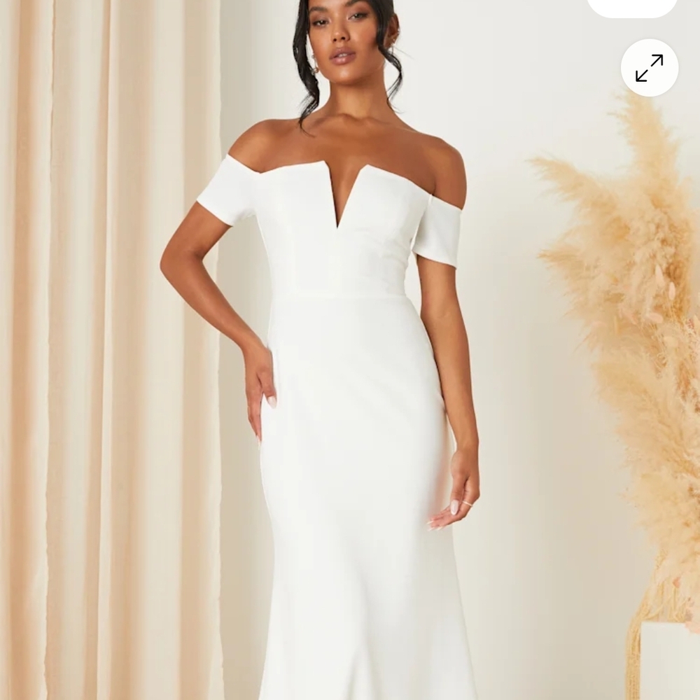 Elegant Off-Shoulder White Dress